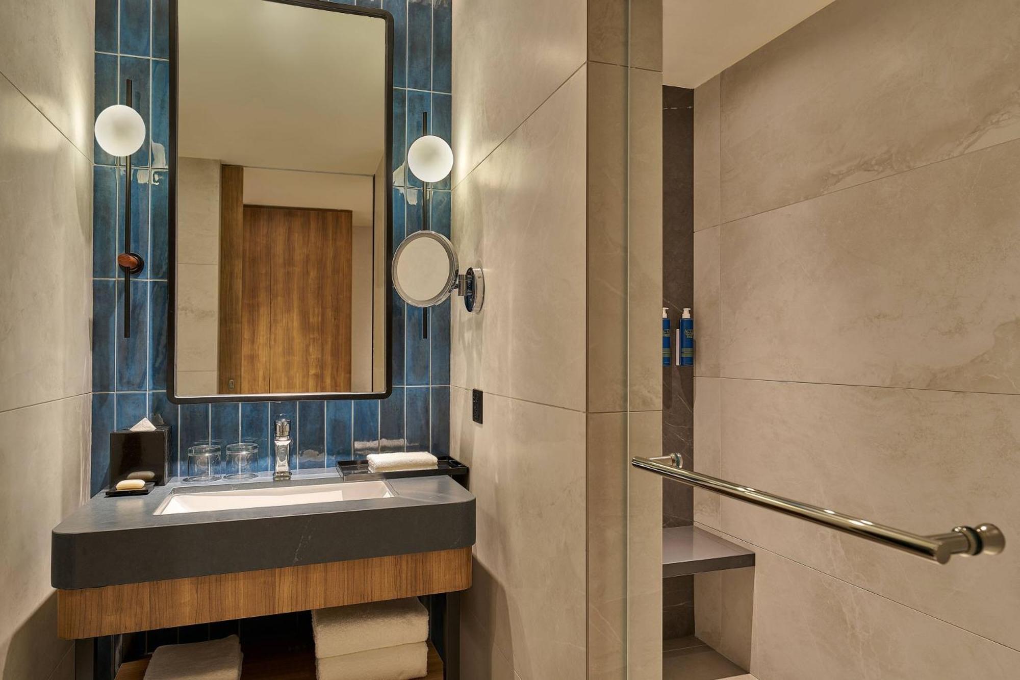 Four Points By Sheraton Kuala Lumpur, City Centre Экстерьер фото